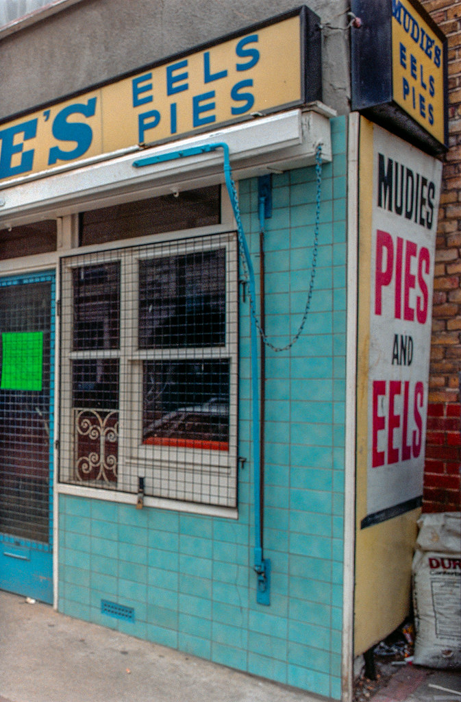 Mudies, Pie & Mash, Eels, Barking Rd, East Ham, Newham, 19… Flickr