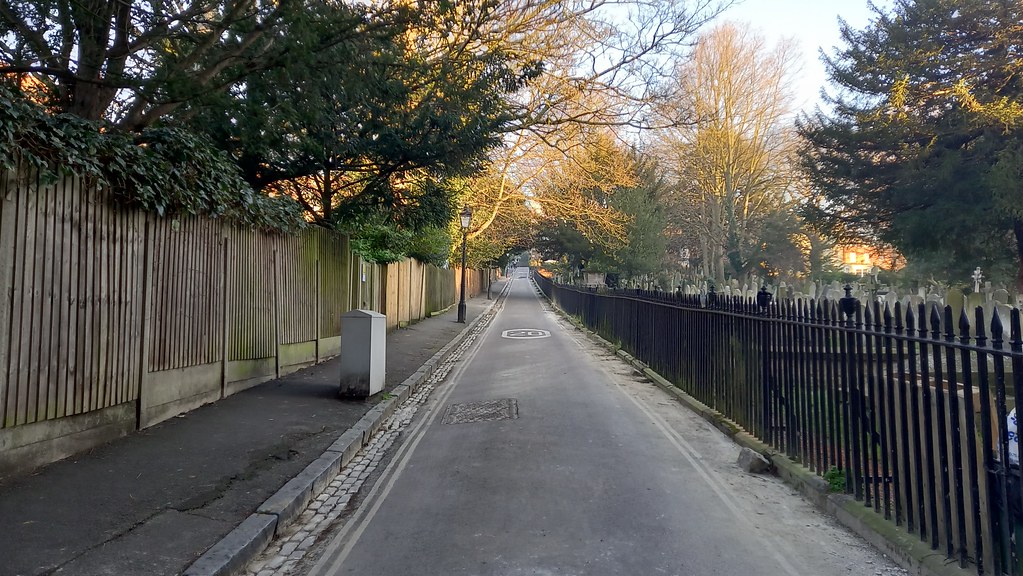 Holly Walk, Hampstead, London Off Church Row, links up wit… Flickr