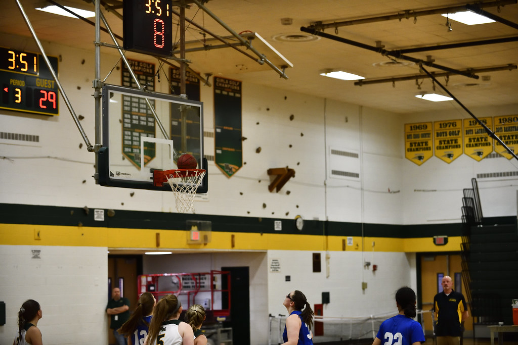 Centereach High School vs Ward Melville High School Quarte… Flickr