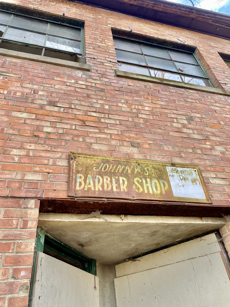 Johnny’s Barber Shop Sign, Old English Woods Market, Engli… Flickr