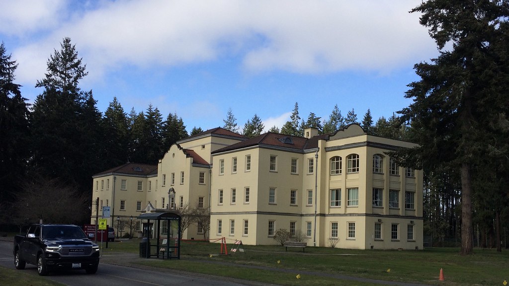 Bldg 85 American Lake VA Medical Center www.va.gov/pugets… Flickr