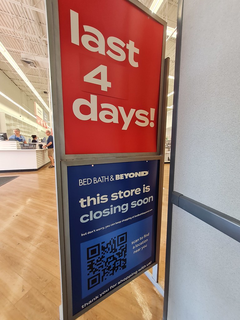 Bed Bath & Beyond Store Closing (Sebring, FL) Mason Mcfelia Flickr
