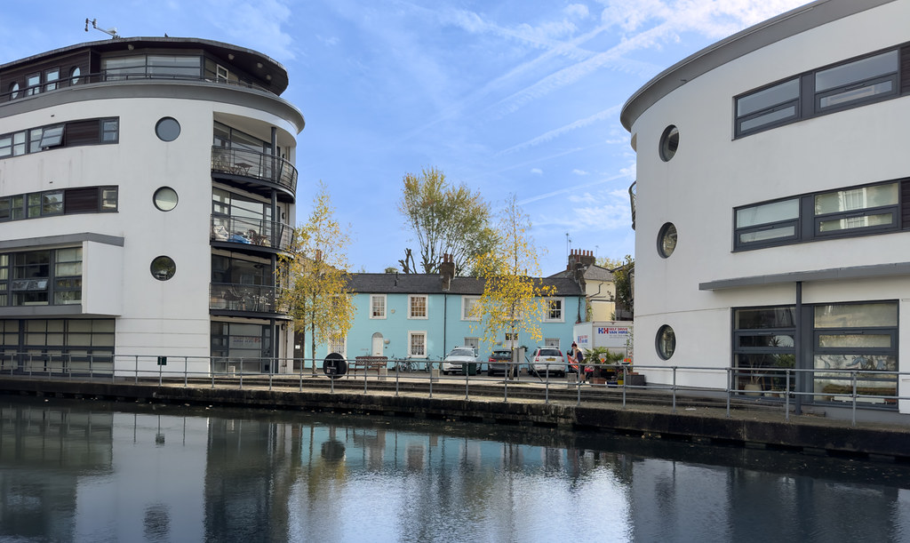 Lawfords Wharf Regent's Canal, Camden Chris Kench Flickr