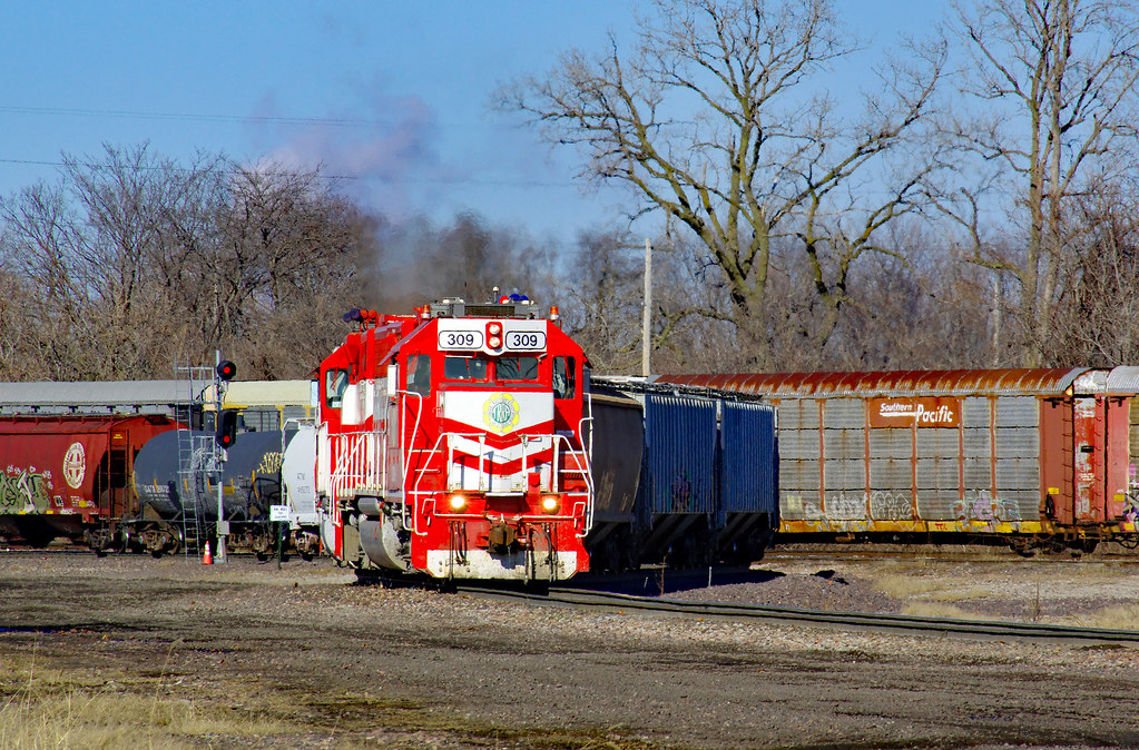 TRRA 309 trimmer job, south end of Madison Yard, CP Jct, B… Flickr