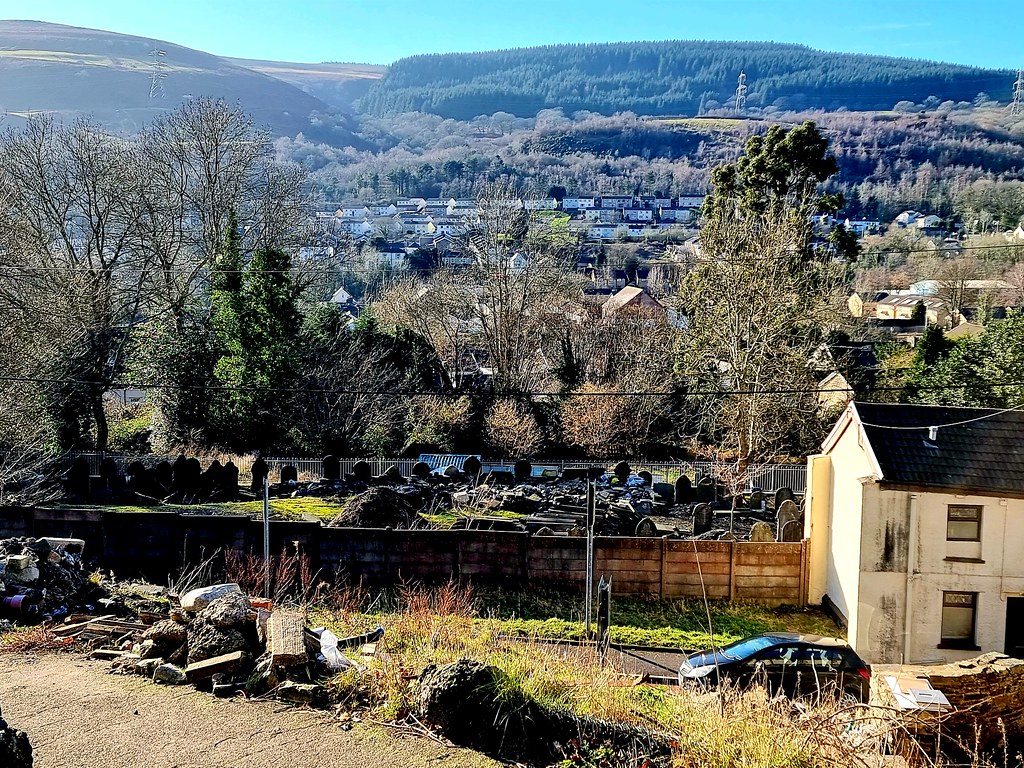 Grave stones, Chapel Street, Troedyrhiw, Merthyr Tydfil. Flickr