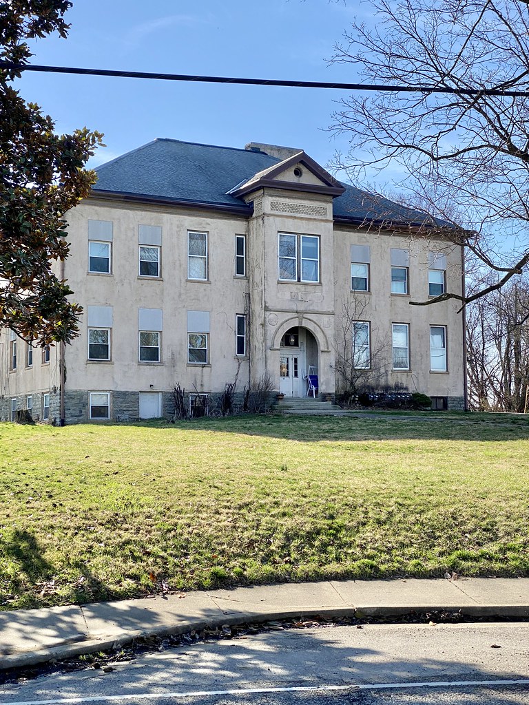 Old Walton School, Main Street, Walton, KY Built in 19011… Flickr