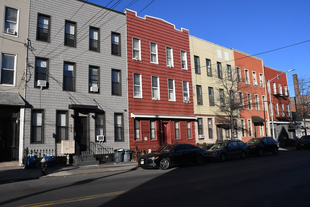 Metropolitan Street, East Williamsburg, Brooklyn, NY Flickr