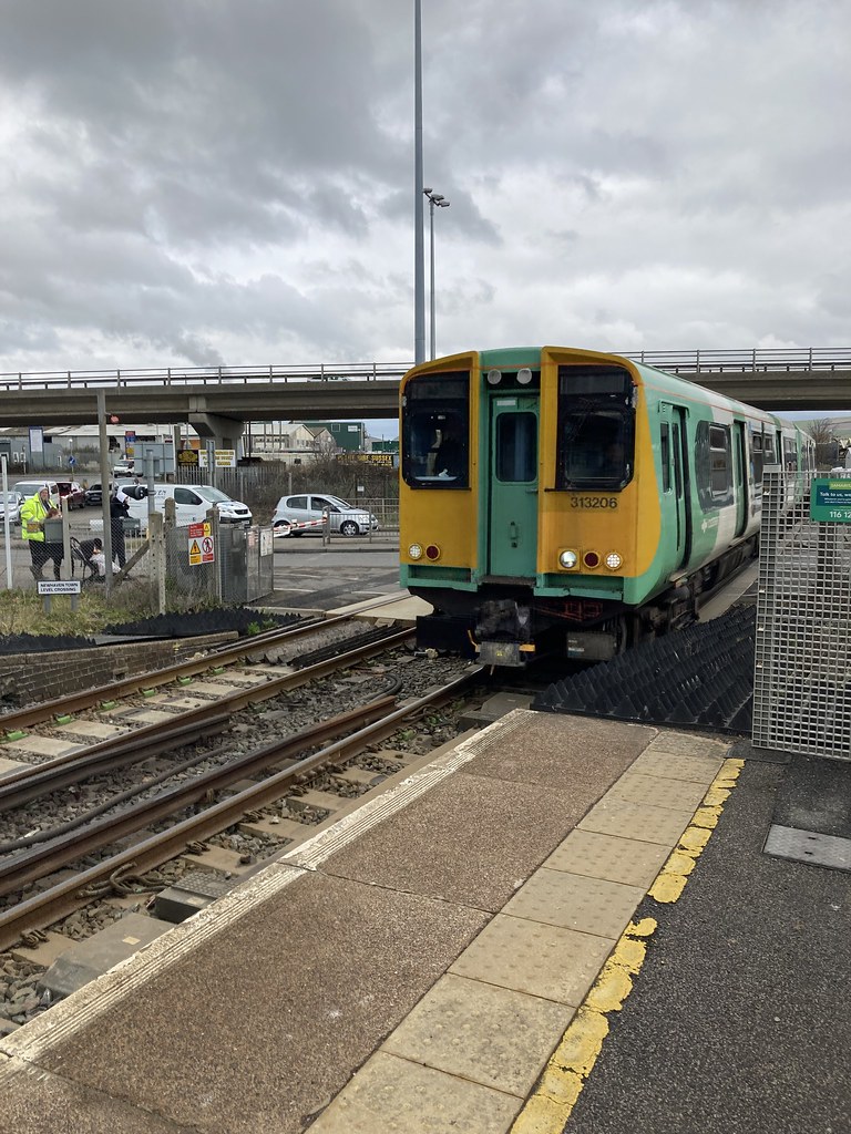 Train coming into Newhaven ,Sussex today . Alan Biggs Flickr