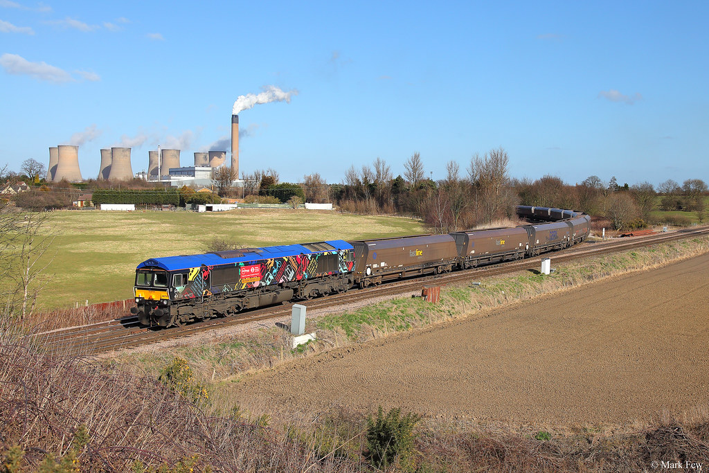 66718 Whitley Bridge GBRf 66718 'Sir Peter Hendy CBE' in L… Flickr