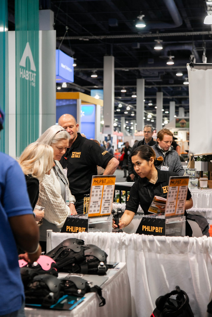 NHS_Day1Floor_23138 National Hardware Show Flickr