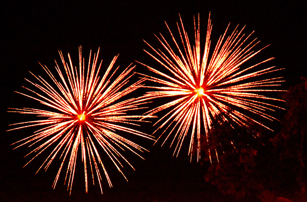Disney fireworks 2022 Aug4569.JPG BARRY SMITH Flickr