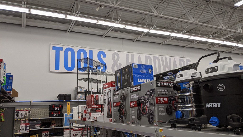 A Good Saw Never Dies SET 2 Walmart, Morrilton, AR Exiti… Flickr