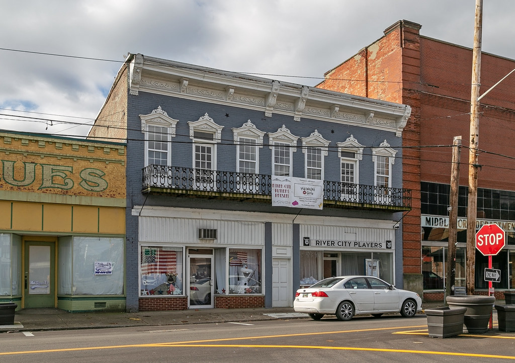 Building — Middleport, Ohio Christopher Riley Flickr
