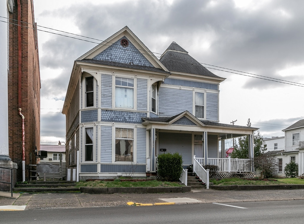 House — Middleport, Ohio Christopher Riley Flickr
