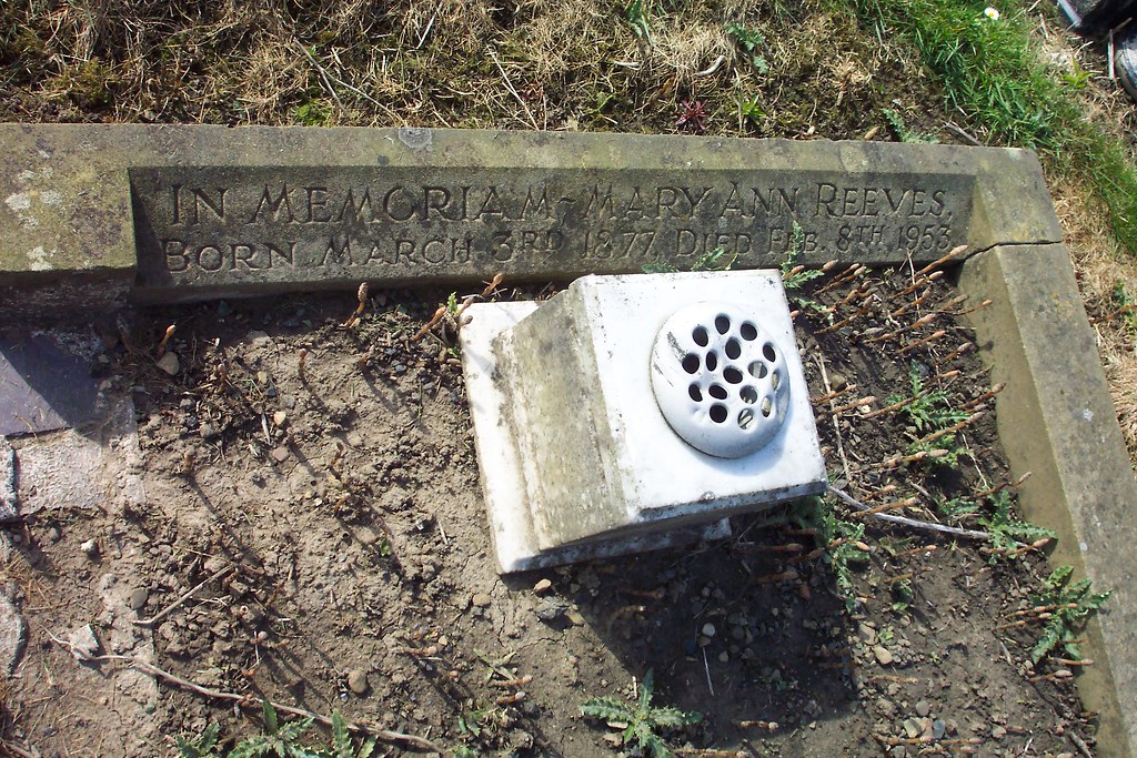 Reeves, Benton Cemetery, St Bartholomews, Longbenton, Nort… Flickr