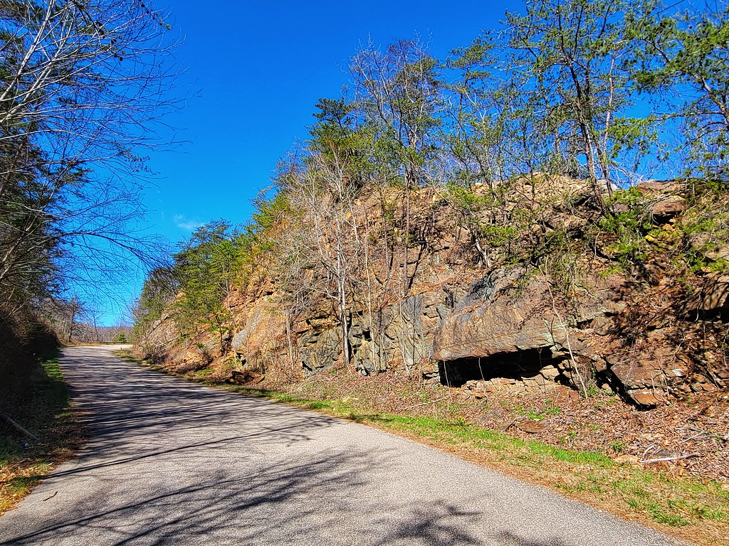 on Hercules Road at Snowden, Virginia Kipp Teague Flickr