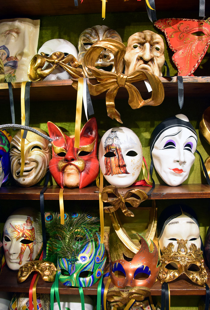 Examples of masks 'LPG' Flickr