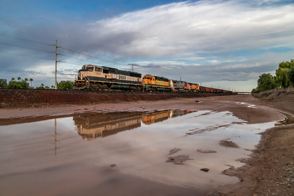 BNSF 9740 West, Beardsley, Az. Jake Siegel Flickr