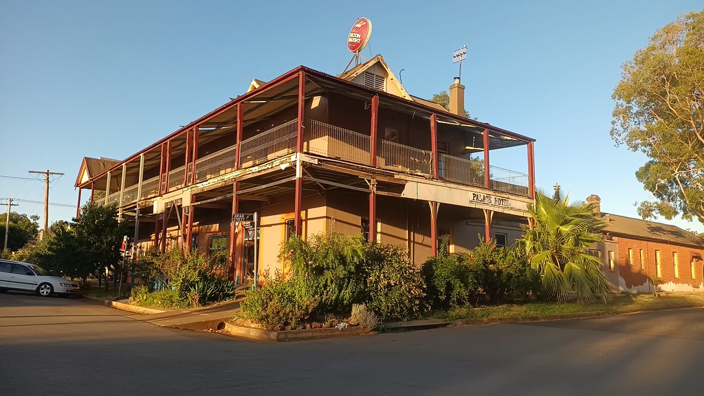 Palace Hotel, Ardlethan NSW not sure if it is currently tr… Flickr