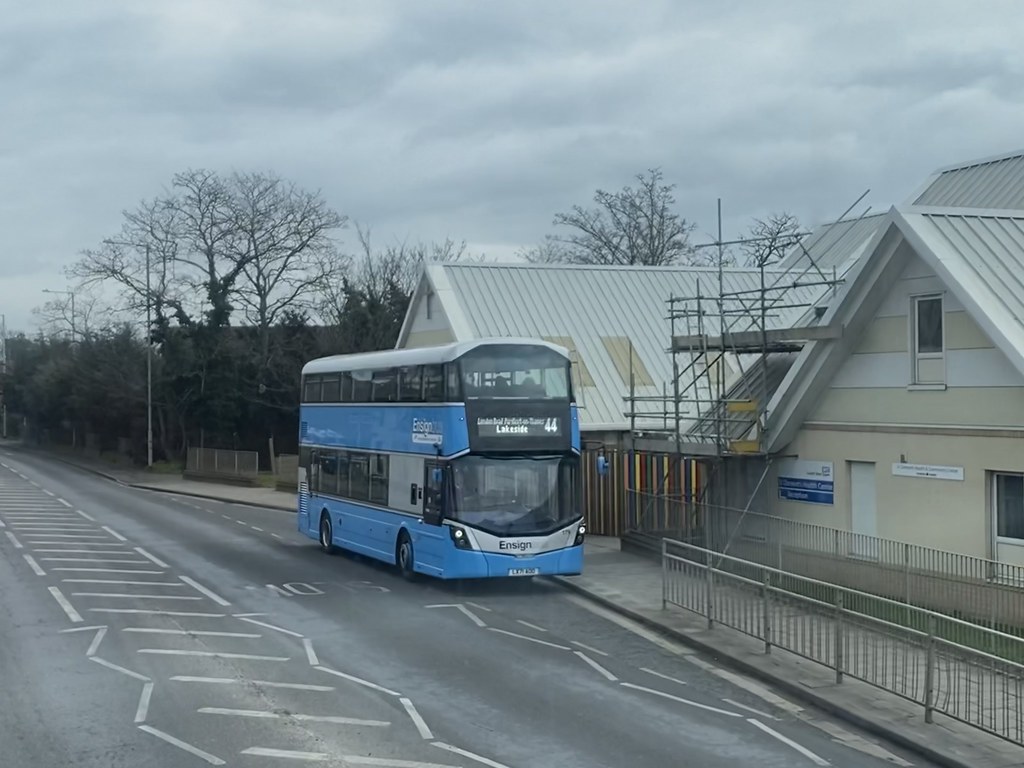 Ensignbus 179 in London Road, West Thurrock on Monday 6 Ma… Flickr