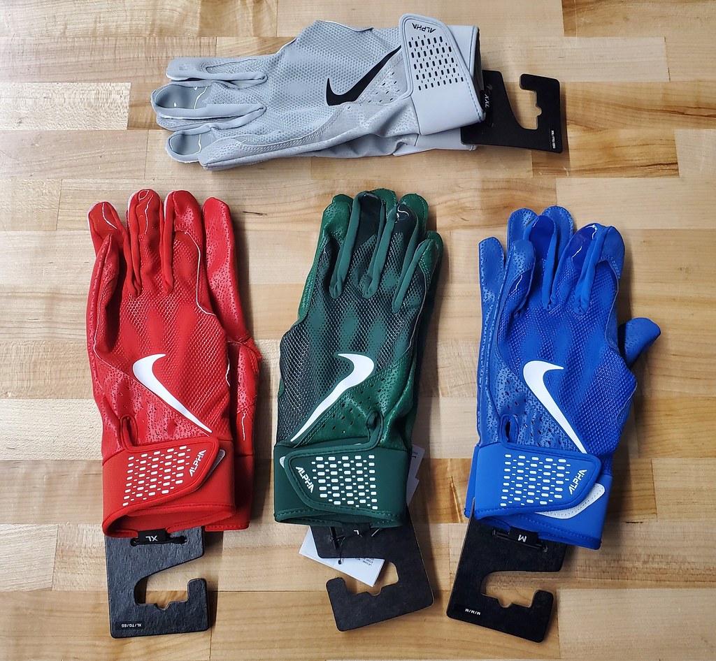 4 Reasons to Wear Batting Gloves 1. Improve bat grip, redu… Flickr