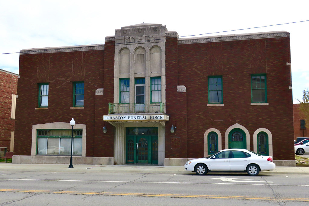 Johnston Funeral Home, Mt. Vernon, IL Johnston Funeral Hom… Flickr
