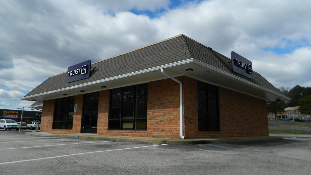Truist Truist (1,850 square feet) 11200 Patterson Avenue, … Flickr