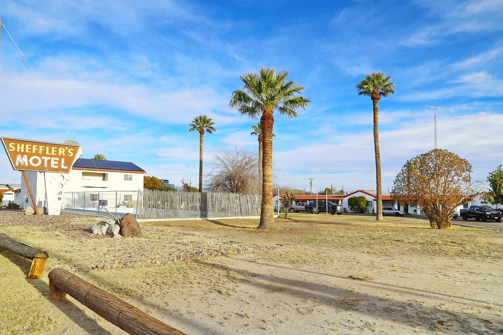 Shefflers Motel in Salome AZ 11.1.2023 0393 Salome Arizona… Elmar