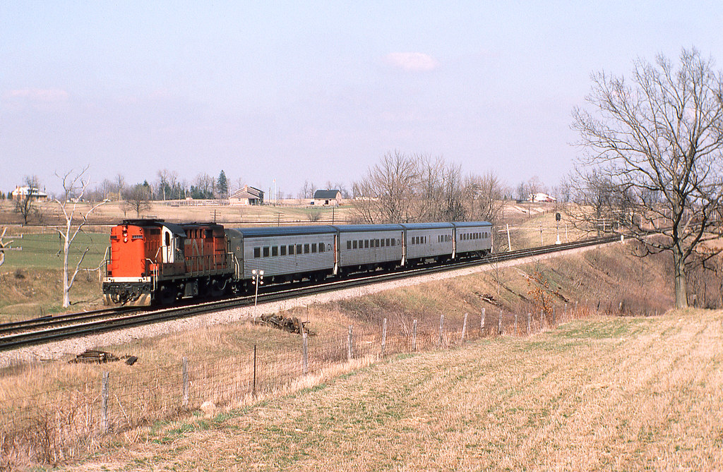 CN 3152 CN's Toronto Windsor train 143 approaches Frank… Flickr