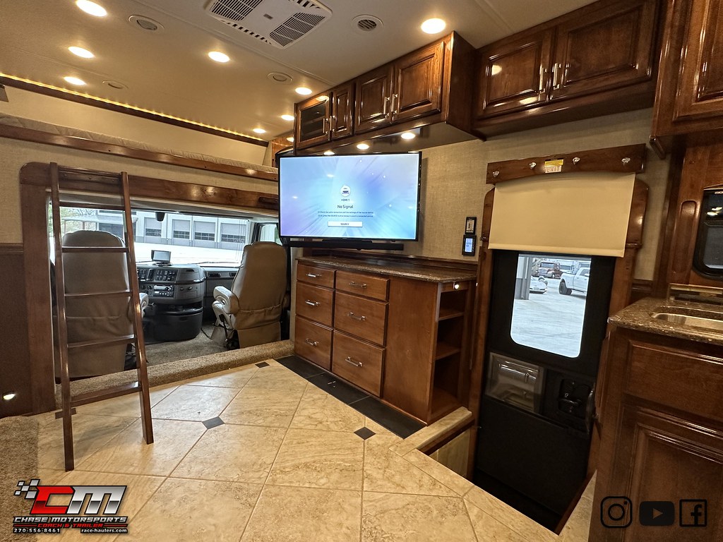 2019renegade45cbhtripleslide550hp45motorhome4699… Flickr