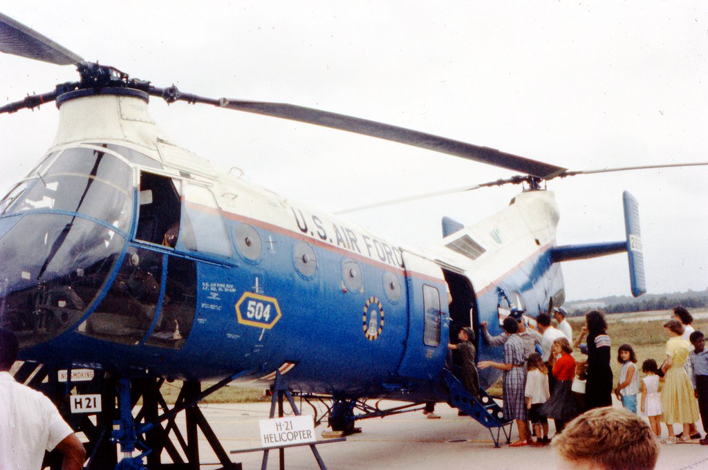 img1402 DD Andrews AFB Airshow Helicopter Camp Springs… Flickr