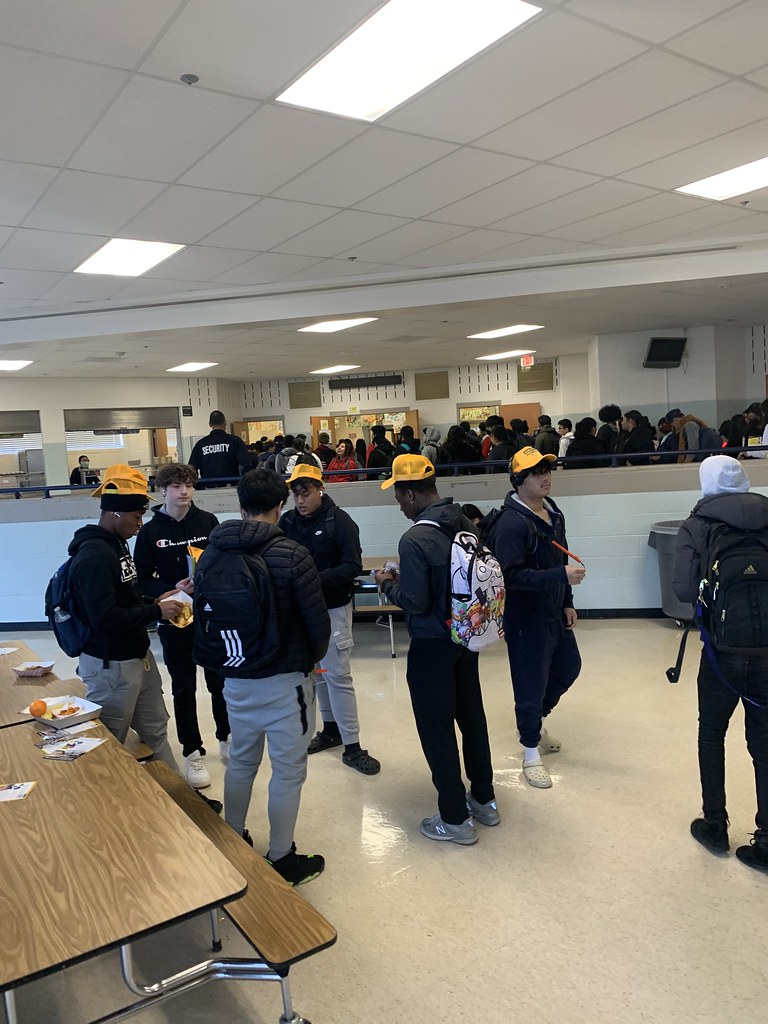 Head’s Up, Phones Down Outreach Watkins Mill High School… Flickr