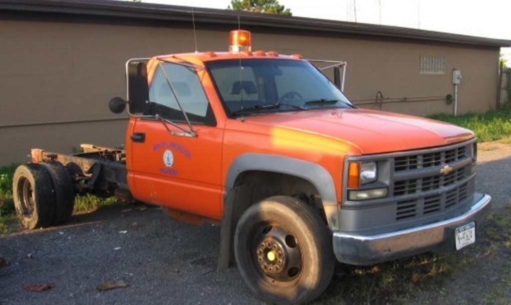 Town of Lancaster, NY 1994 Chevrolet 3500HD dump chassis Flickr