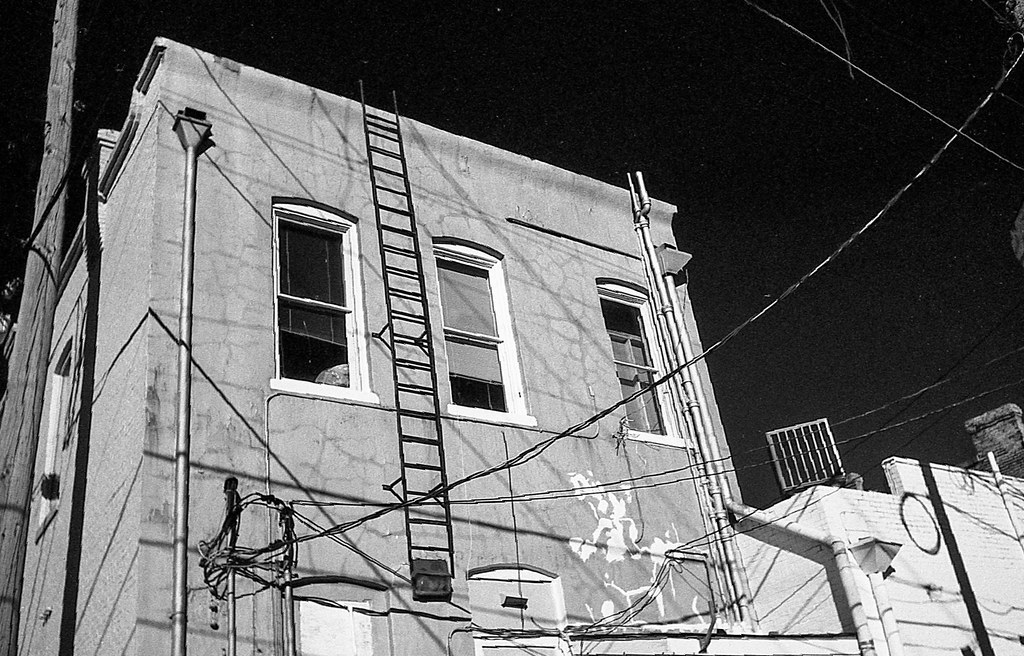 Ladder to the Sky Hampton, Tower Type3 (Leica III… Flickr