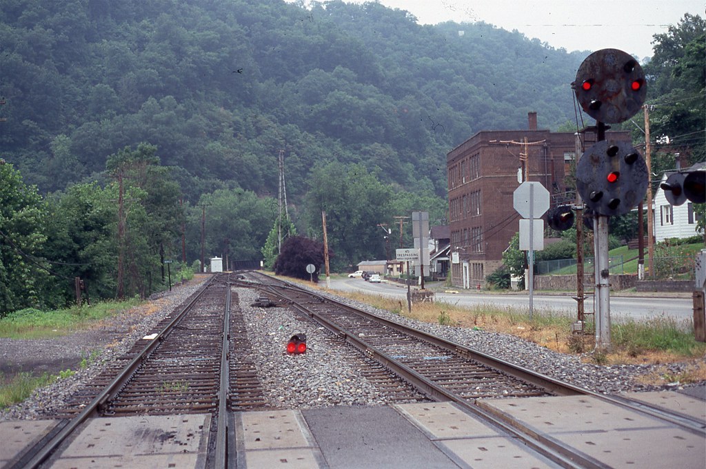N&W RY Signals Iaeger WV July 4, 2009 cogp39 Flickr