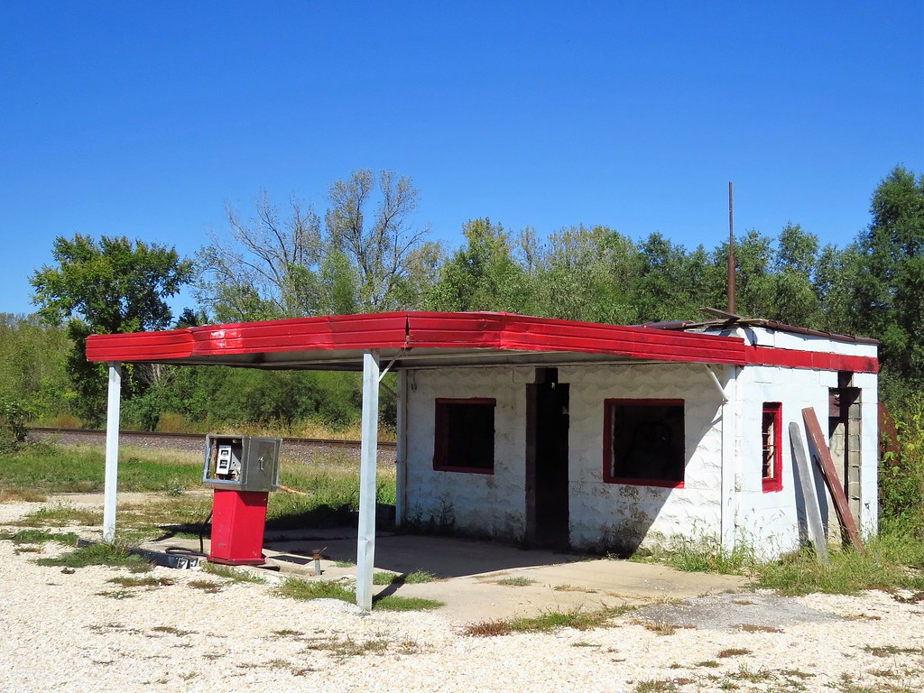 Clarksville Gas Station Clarksville, Missouri Flickr