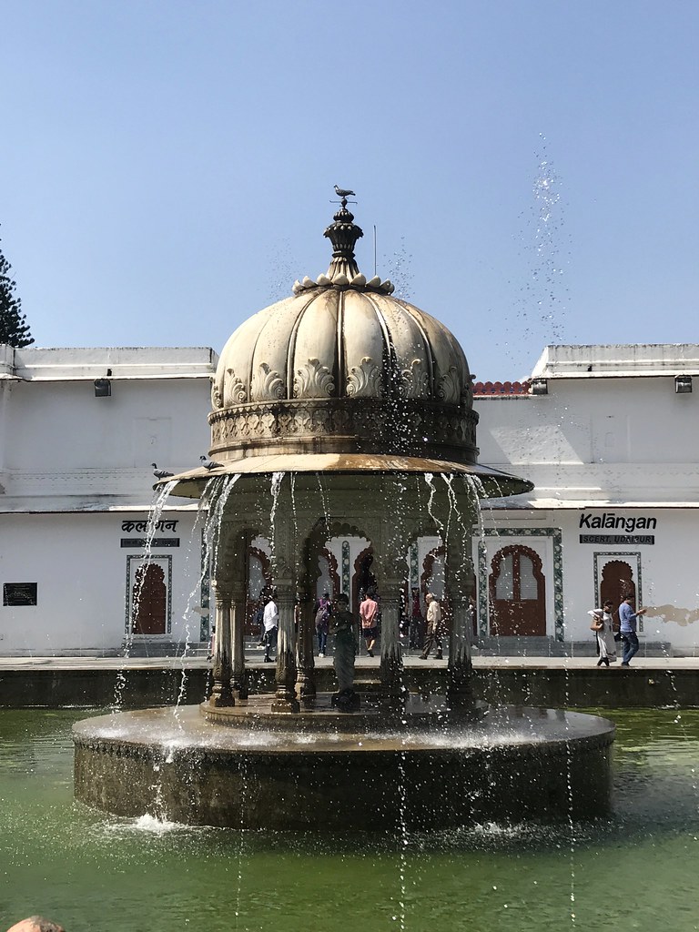 Udaipur, Garden of Maidens Rasleela Fountain Udaipur is … Flickr