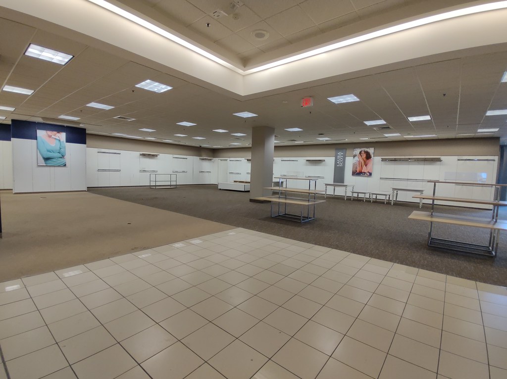 Sears Woodfield Mall Schaumburg IL gameking3 Flickr