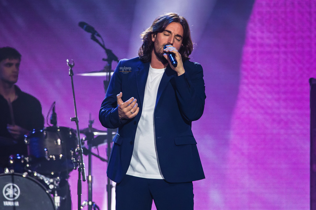 Andrés Suárez La Noche de Cadena 100 2023 Fotografia Ta… Flickr