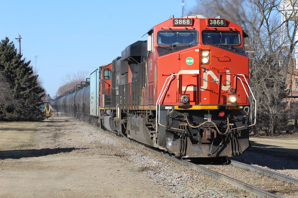U Train at Ackley Engineer Kyle Johnson is at the throttle… Flickr