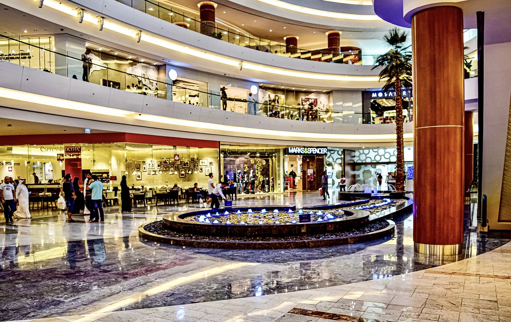 Al Ghurair Center 3 The Mall Side view of part of the sh… Flickr