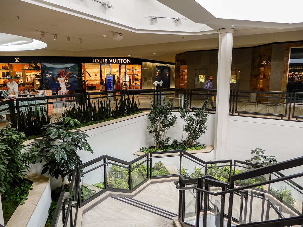 Entrance Stairs "Galleria Edina" Edina, MN Dblackwood Flickr