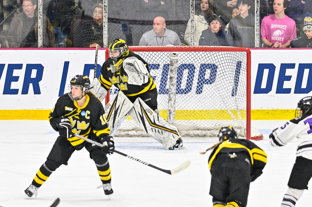 NCAA DIII Womenâs Ice Hockey NCAA Frozen Four 2023 Champ… Flickr