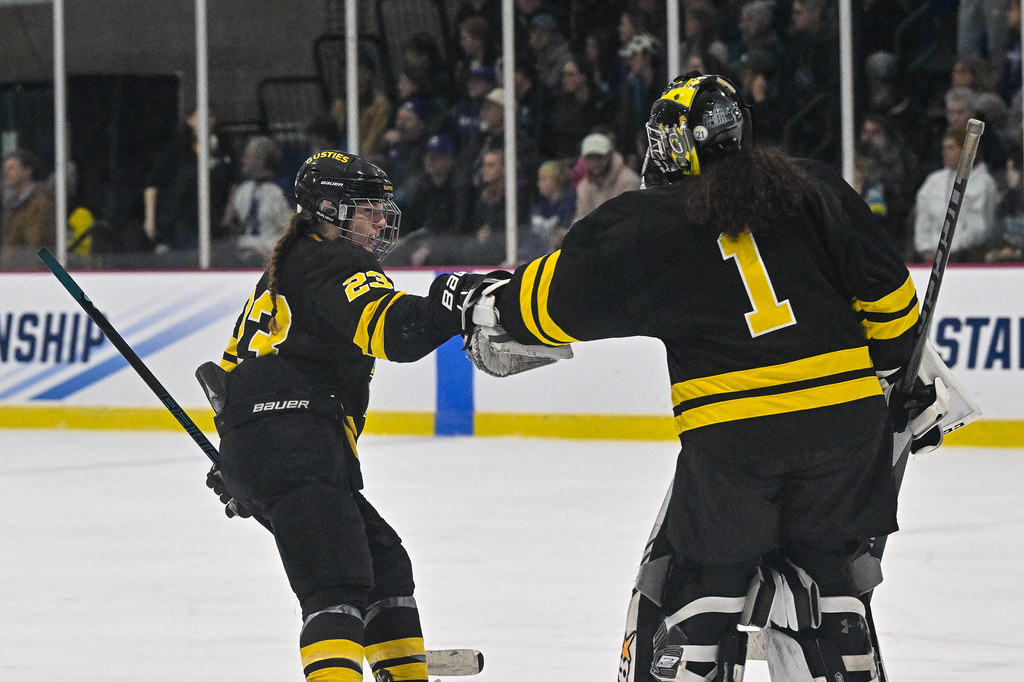NCAA DIII Womenâs Ice Hockey NCAA Frozen Four 2023 Champ… Flickr