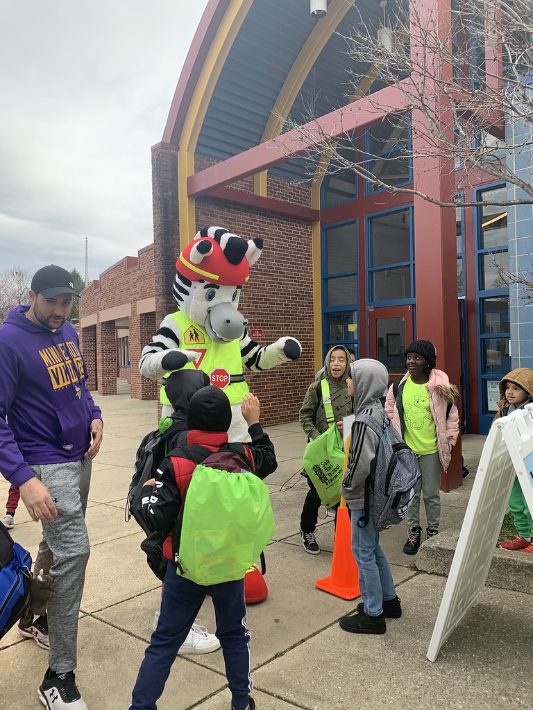 Walking Wednesday Harmony Hills Elementary School. Flickr