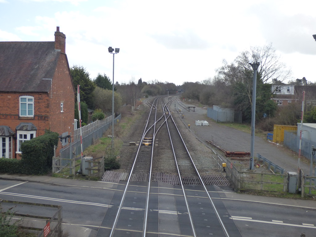 Mill Lane level crossing and footbridge in Dorridge Flickr