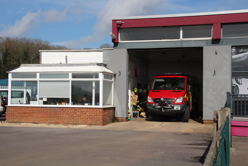 Cotswold Airport, Kemble, Gloucestershire Cotswold Airport… Flickr