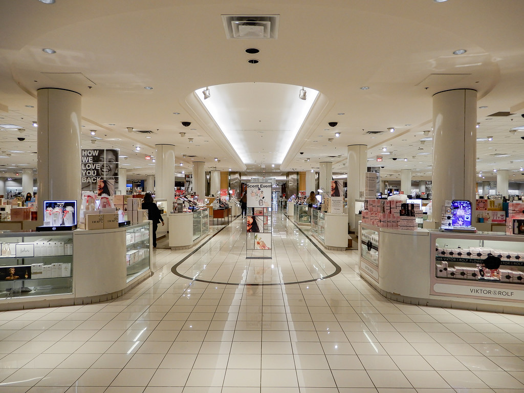  "Fox Valley Mall" Aurora, IL Fox Valley Mall opened in 1… Flickr