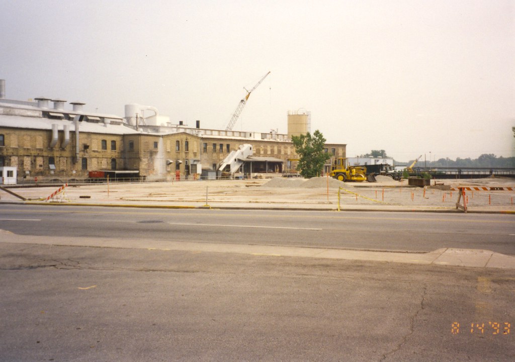 P15Z024 Demolition of the J. W. Hewitt Machine Company … Flickr
