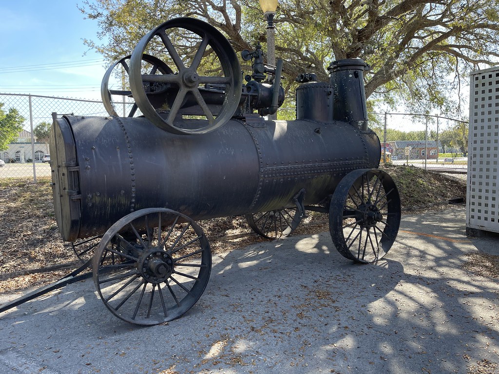 Old RR car. Lake Placid, Florida. devtmefl Flickr